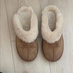 Cozy UGG Brown and Cream Slippers